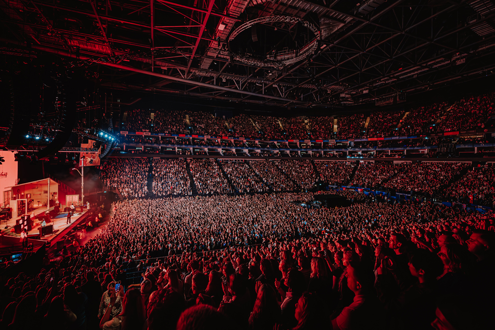 A total of 545.9 tonnes of CO2 were filtered out of the air during the four shows by British indie rock band <br />Luke Dyson/The O2